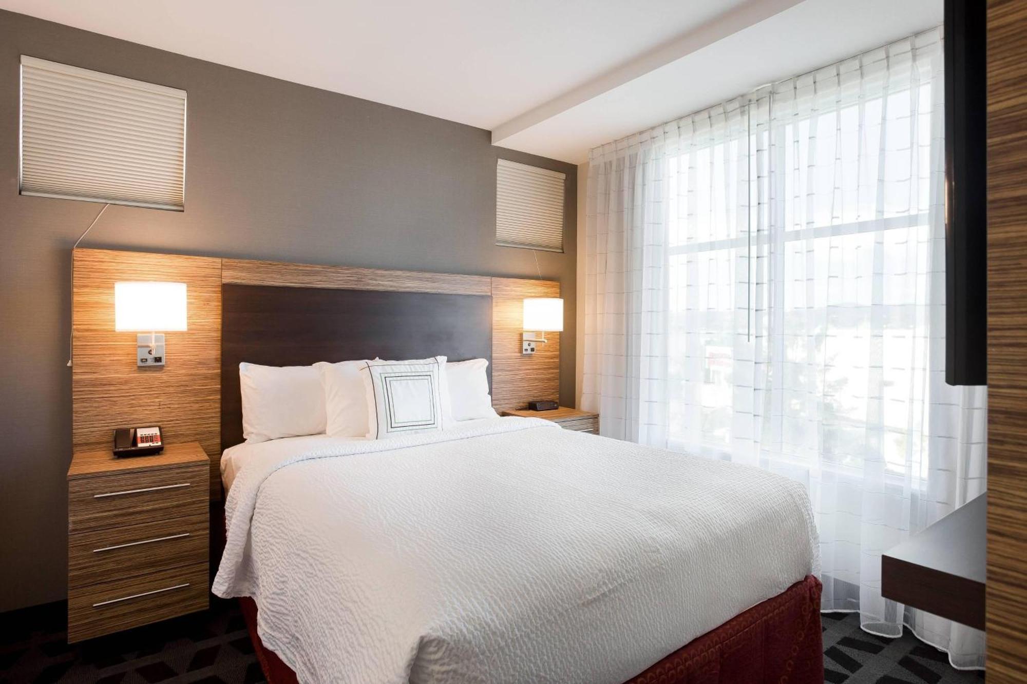 Towneplace Suites By Marriott San Mateo Foster City Zewnętrze zdjęcie